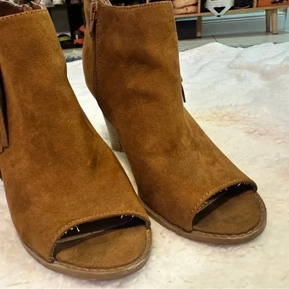 Express Tan Suede Ankle Chelsea Booties with Fringe & Open Toe - Picture 9 of 16